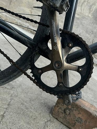 Рама и вилка сталь размер рамы М есть небольшие царапины на раме