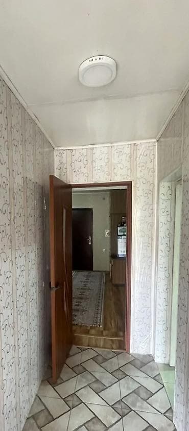 сдаю на месяц: 60 м², 3 комнаты, Забор, огорожен — 1