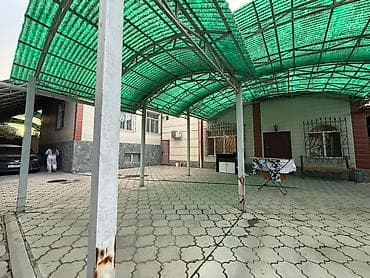 Дома: 300 м², 7 комнат — 8