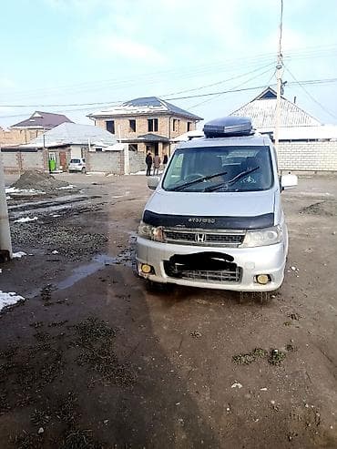 вампер спада: Honda Stepwgn: 2003 г., 2 л, Автомат, Бензин, Минивэн — 2