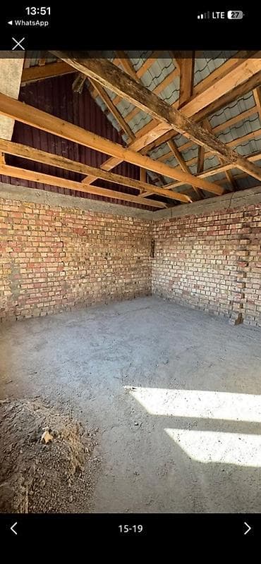 Дома: Продаётся дом в районе нового стадиона, Бишкек. Основные параметры: - — 5