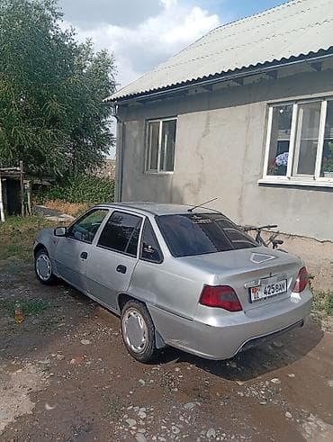 Daewoo Nexia: 2010 г., 1.5 л, Механика, Бензин, Седан — 2