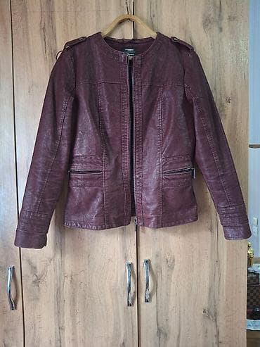 Женский комплект одежды (4 позиции) 1) Бордовая куртка из