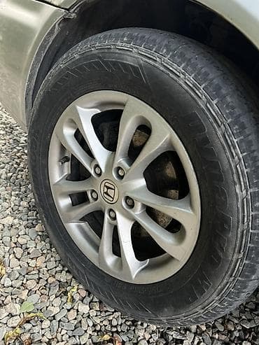 Комплект колес Honda: оригинальные литые диски и летние шины — 4