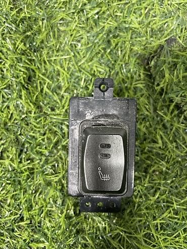 step 2: Кнопка управления обогревом сидений для SsangYong Korando (C300), 4‑е — 2
