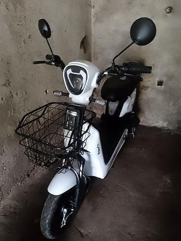 Электроскутер городского типа - Компактный электрический скутер с