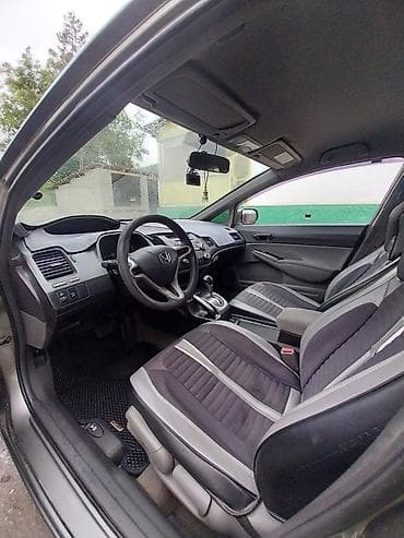 civic: Honda Civic: 2007 г., 1.8 л, Автомат, Бензин, Седан — 3
