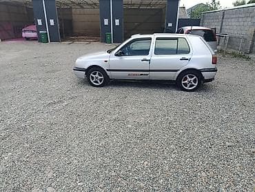 насатка amg: Volkswagen Golf: 1992 г., Кол менен иштөөчү, Бензин, Хетчбек — 3