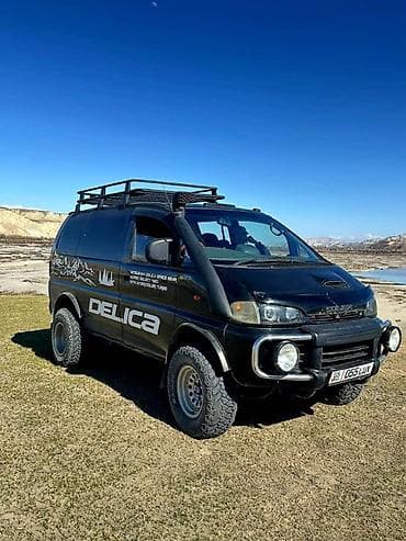 леворульные минивэны: Mitsubishi Delica: 1994 г., 2.8 л, Автомат, Дизель, Минивэн — 4