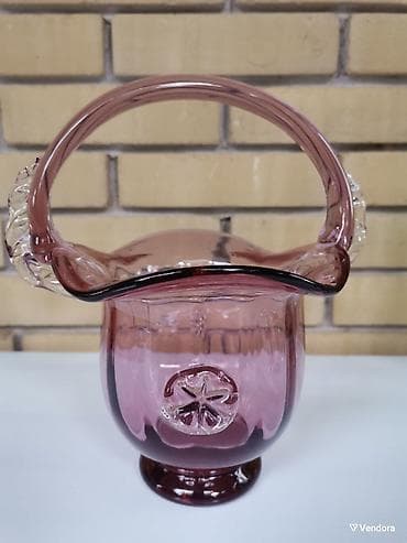 Вазочка Богемия Чехия . Винтажная без сколов и трещин в отличном