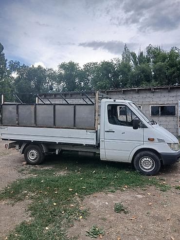 максус авто: Жеңил жүк ташуучу унаа, Mercedes-Benz, Стандарт, 2 т, Колдонулган — 2