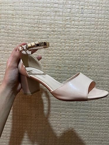 Босоножки, сандалии, шлепанцы: Босоножки Miss Suzana - Размер: 38 (указан на стельке) - Цвет — 3