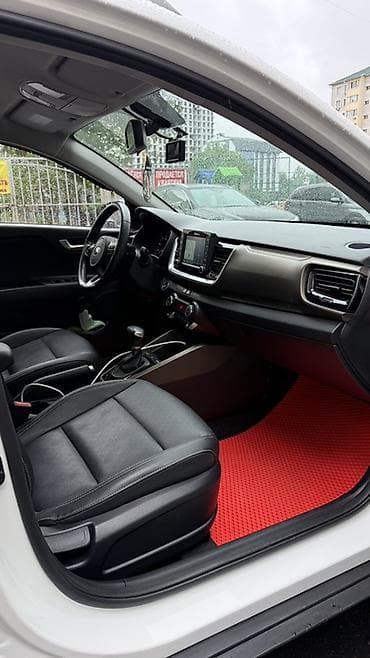Kia: Kia Stonic: 2018 г., 1.6 л, Типтроник, Дизель, Кроссовер — 8