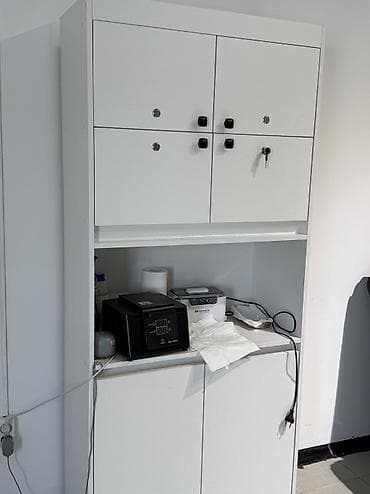 стол офисный ош: Продам салонное оборудование, есть электрический реклайнер, аппараты — 9