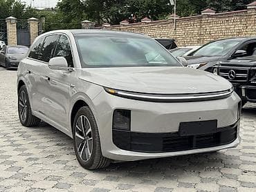 byd e9: Lixiang L6: 2025 г., 1.5 л, Автомат, Гибрид, Кроссовер — 3
