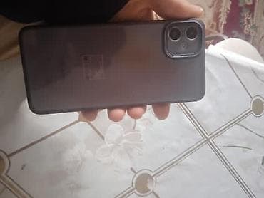 apple iphone 4s: Смартфон с двойной основной камерой и вспышкой. Корпус светлый (на — 2