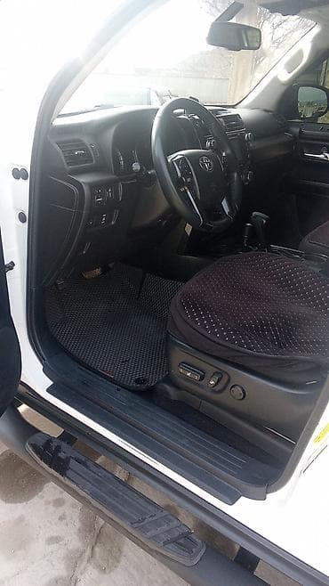 легковые пикапы: Toyota 4Runner: 2016 г., 4 л, Автомат, Бензин, Внедорожник — 2