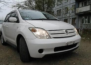 Toyota Ist: 2003 г., 1.5 л, Автомат, Бензин, Хэтчбэк — 3