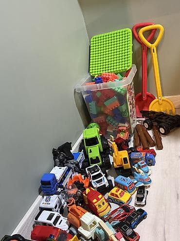 playstation network card: Большой пакет игрушек — за 1000 сом. Внутри разнообразный набор для — 1