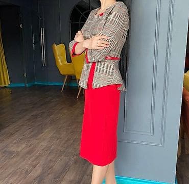 Продаю кофту с юбкой! Одевала 1 раз! Производство Турция! Состояние