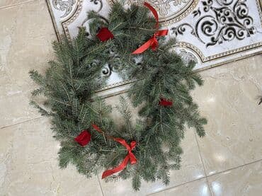 Гирлянды: Новогодние венки из натуральной хвои - Ручная работа. - Классическая — 8