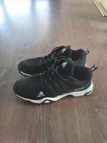 Мужские кроссовки, 42, Adidas, Новый, цвет - Черный, Платная доставка