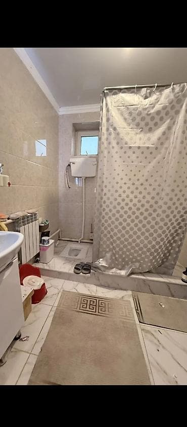 Үйлөрдү сатуу: 60 м², 3 бөлмө, Забор, тосулган — 3