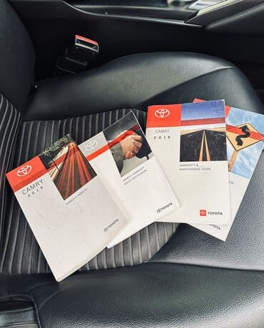 электромотоцикл для детей: Toyota Camry: 2018 г., Седан — 9