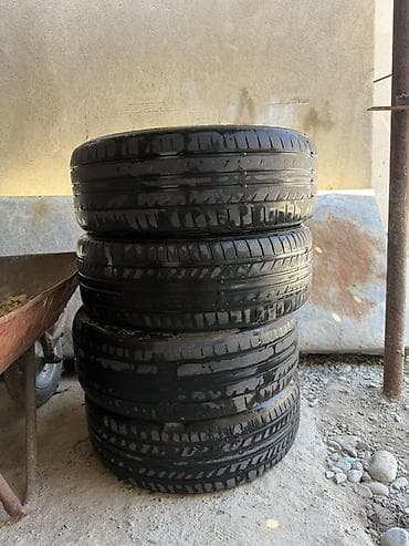 r17 26565: Комплект летних шин — 4 штуки. - Размер: 215/55 R17 - Индекс — 3