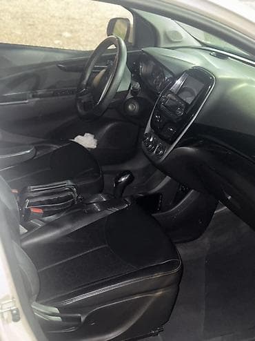 89 2: Chevrolet Spark: 2017 г., 1 л, Автомат, Бензин, Хэтчбэк — 8