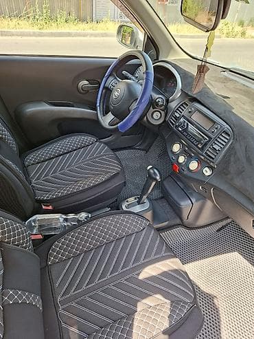 Nissan Micra: 2015 г., 1.4 л, Автомат, Бензин, Хэтчбэк — 4