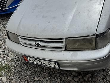 авто на вкуп: Toyota Corolla: 1994 г., Бензин, Седан — 3