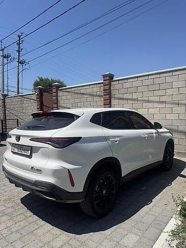 машины byd: Changan X5 Plus: 2025 г., 1.5 л, Робот, Кроссовер — 2