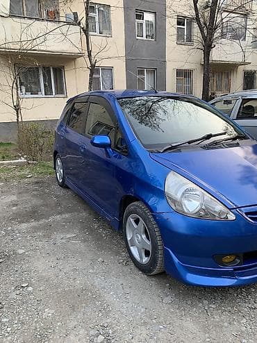 субару импрезер: Honda Fit: 2003 г., 1.3 л, Хэтчбэк — 3