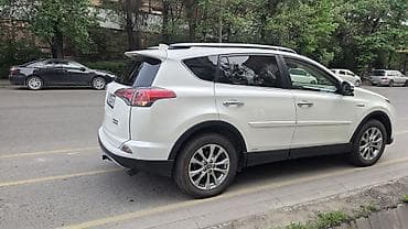 rav4 2021: Toyota RAV4: 2017 г., Гибрид, Кроссовер — 4