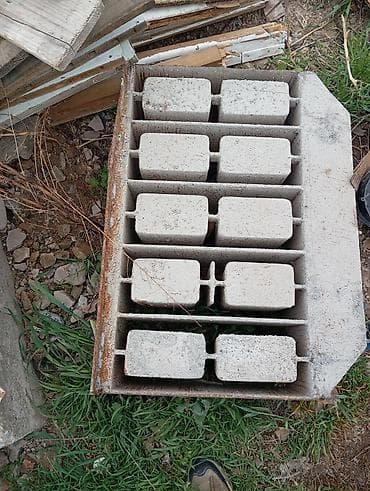 9 5j: Продаются матрица для изготовления пескоблоков размер на 15 — 2