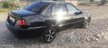 парог: Chevrolet Nexia: 2011 г., 1.6 л, Механика, Бензин, Седан — 4