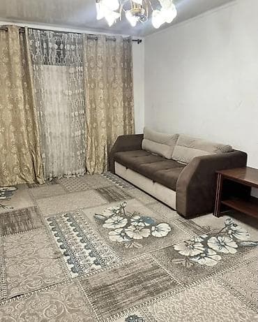 2 bedroom: 2-х квартира Фучика пер Ленская С мебелью бытвой техникой — 1