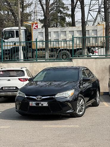 Транспорт: Toyota Camry: 2015 г., 2.5 л, Автомат, Бензин, Седан — 5