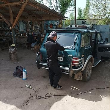 Продажа авто: ВАЗ (ЛАДА) 4x4 Нива: 1997 г., 1.7 л, Механика, Бензин, Внедорожник — 5