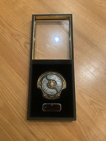 champions: Значок, Новый, Металл, Унисекс — 6