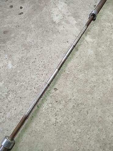 балон бочка: Продается гриф для штанги и гантели.по 3000 с каждый — 4