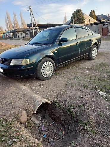 1 mz: Volkswagen Passat: 2000 г., Седан — 4