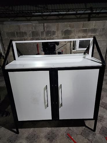 Туалетный столик, С зеркалом, цвет - Белый, Другой материал