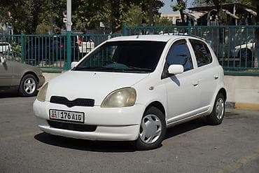 Toyota Vitz: 2000 г., 1.3 л, Автомат, Бензин, Хетчбек — 1