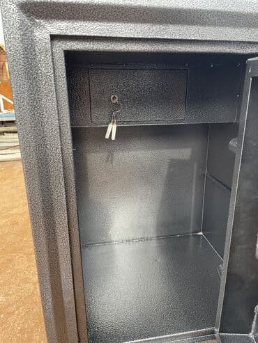 металлические шкафы для документов в бишкеке: Сейфы, металлические сейфы железные сейфы, сейф железный сейф — 8