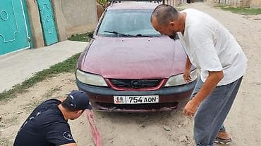 авто без прав: Opel Vectra: 1998 г., 1.8 л, Механика, Бензин, Универсал — 3
