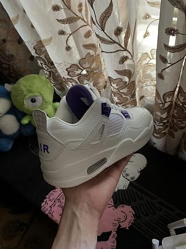 adidas 37: Мужские кроссовки, 43, 44, Air Jordan, Новый, цвет - Белый, Самовывоз — 2