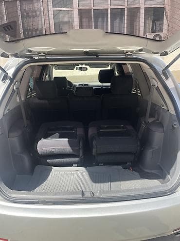 Toyota Avensis Verso: 2002 г., 0.2 - engine capacity л, Автомат, Бензин, Вэн/Минивэн — 5