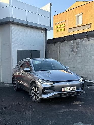 BYD: BYD E2: 2024 г., Автомат, Электромобиль, Хэтчбэк — 1
